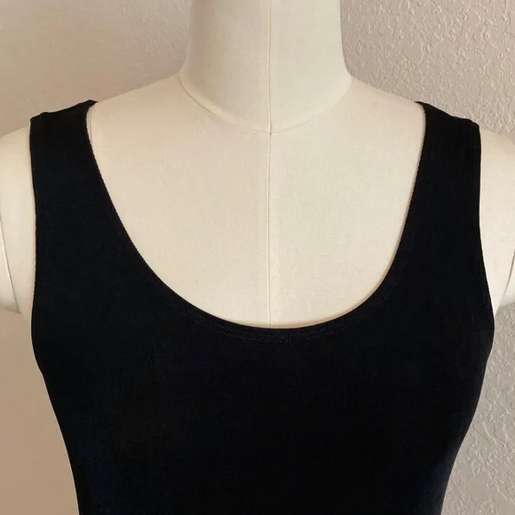 Travelers Chic Black Midi Dress - Picture 4 of 7